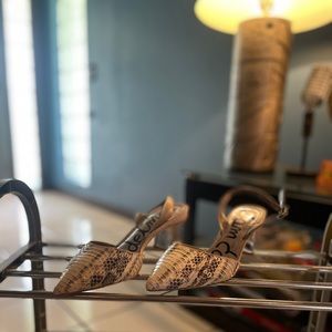 Sam Edelman New York Snake Embroidered Pumps